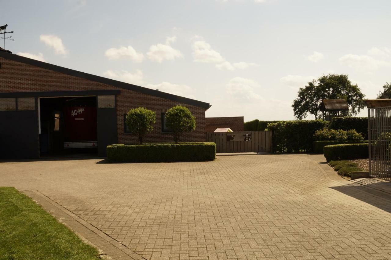 Kampenhof Villa Maaseik Kültér fotó