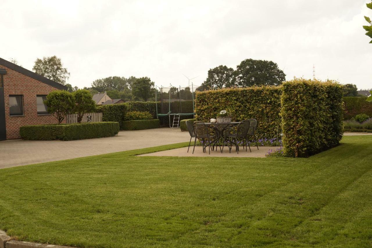 Kampenhof Villa Maaseik Kültér fotó